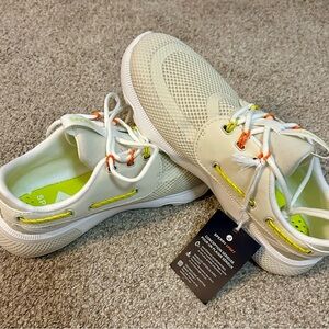 Sperry Off-White Sneakers with Neon Accents 7.5 boating shoes